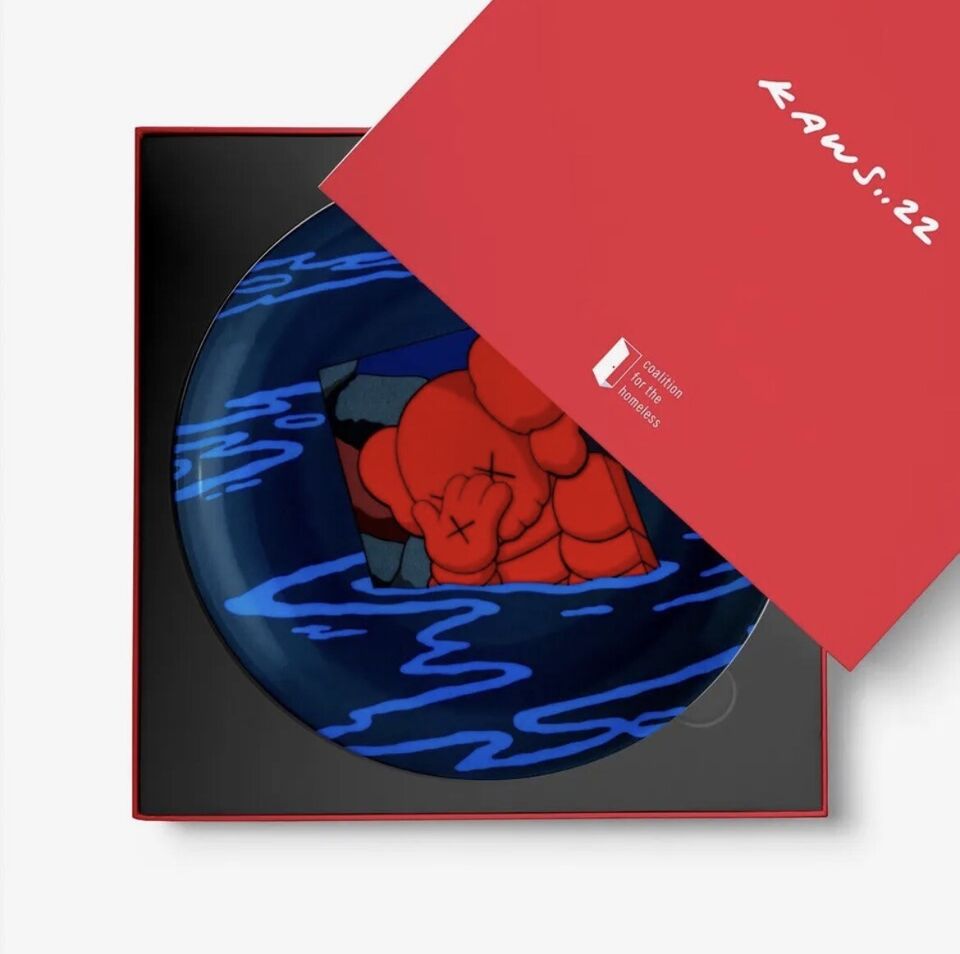 KAWS Plate Gift Pack Limited Edition